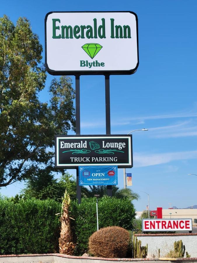 Emerald Inn & Lounge Blythe Dış mekan fotoğraf